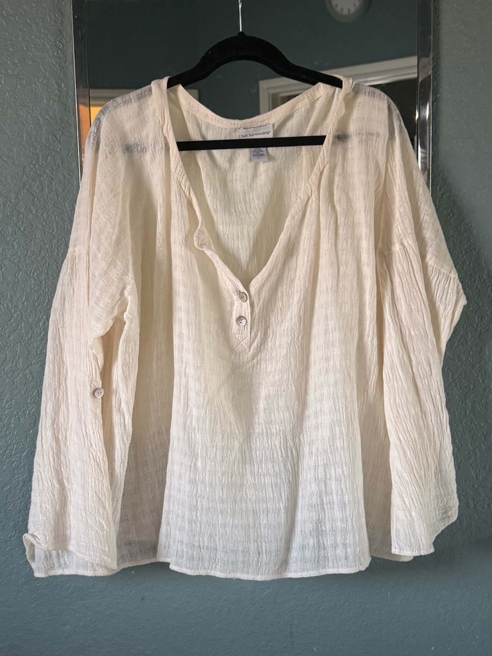 Soft Surroundings Linen Weekender Gauzy Cream Shell Button-Henley Tunic Size XL - Picture 2 of 6